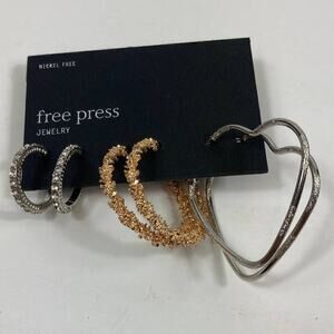 4/$25 NWT Free Press set of 3 hoop earrings
